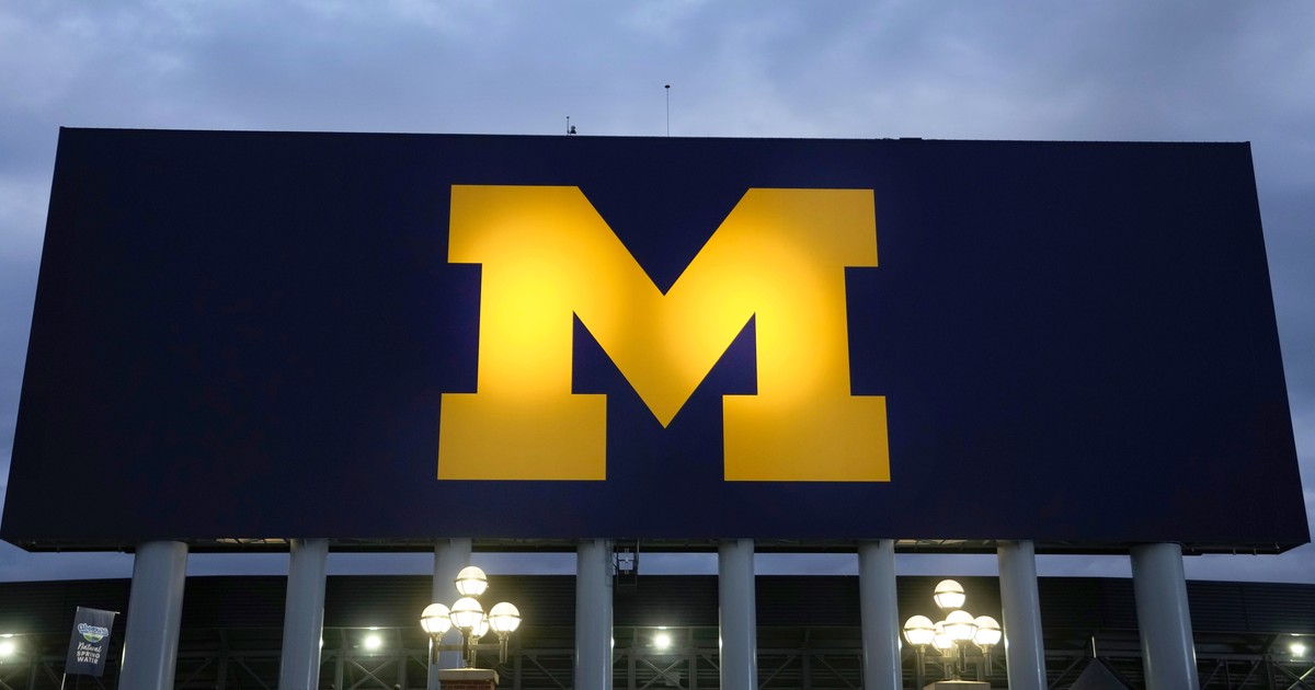 University of Michigan Will Hide Some Freshman Grades to 'Curb Mental Health Crisis'