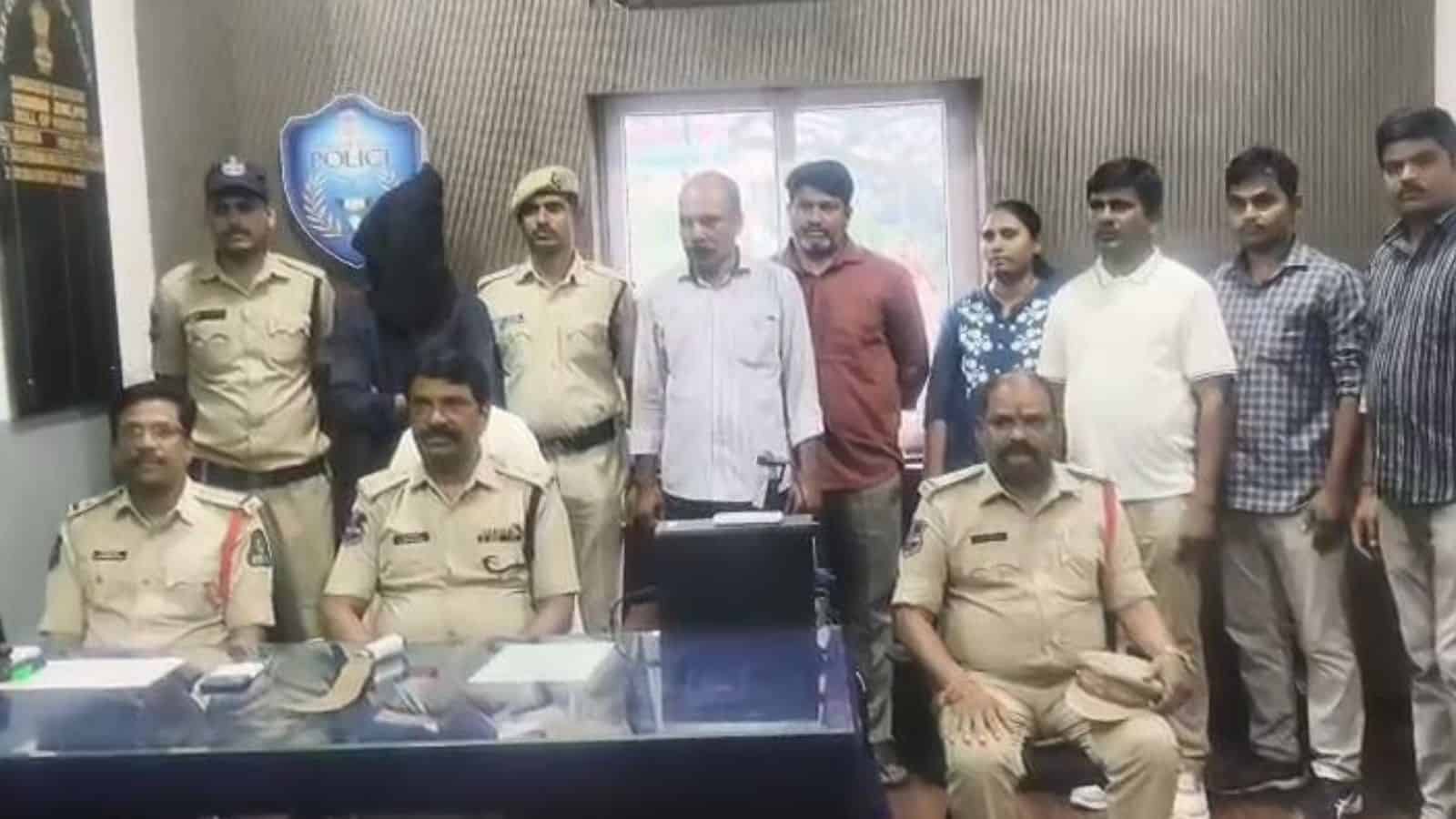 Hyderabad police arrest auto driver in Saidabad murder case