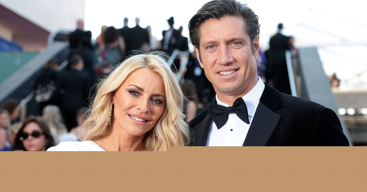 Vernon Kay says it's 'really difficult' as he talks live Strictly mishap involving wife Tess Daly