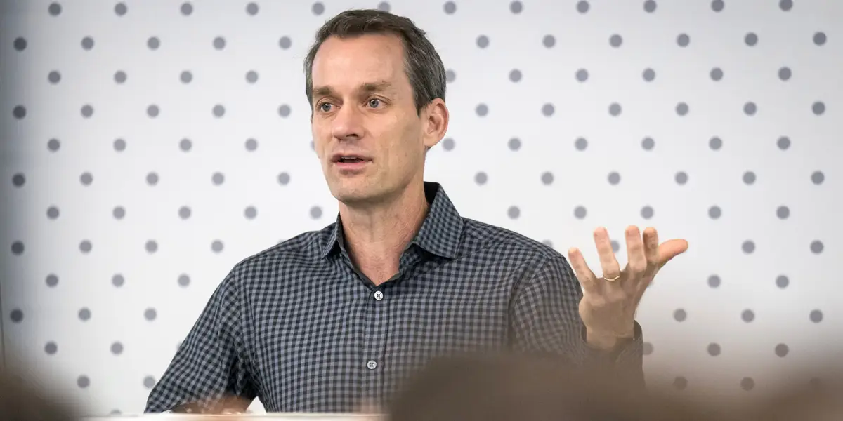 Jeff Dean’s hour-by-hour breakdown of his Google exit: an ’emotional’ video chat, Yoga at 7, and ‘unemployed’ at 11:59