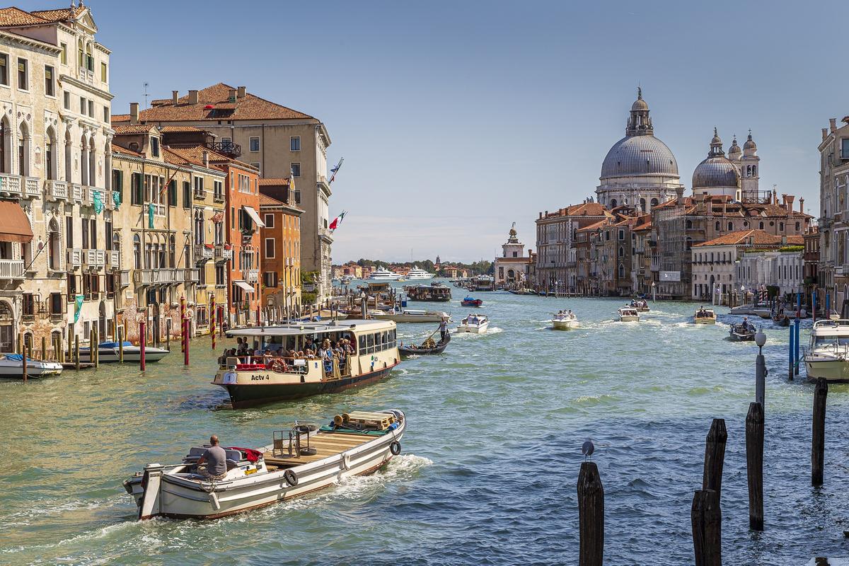 Venezia, 33enne residente a Firenze annega nel Canal Grande
