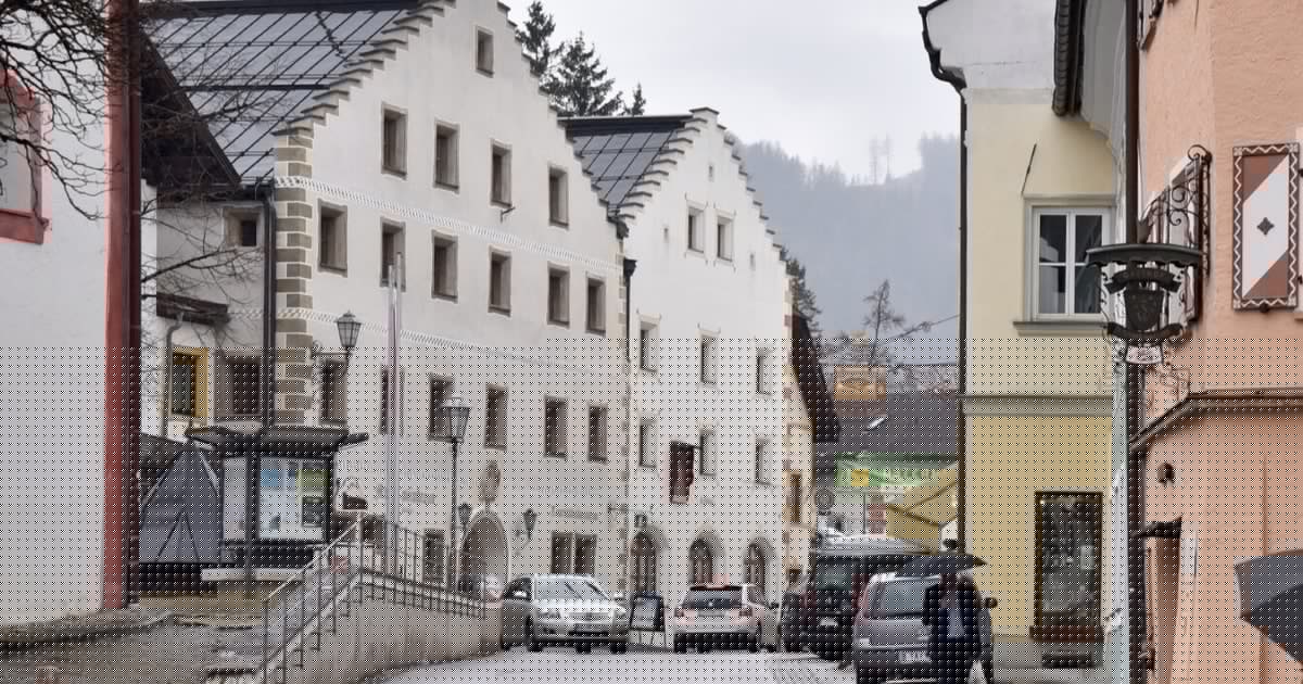 Knappes Ergebnis - Grundstücksstreit: Jetzt liegt Ball beim Verkäufer