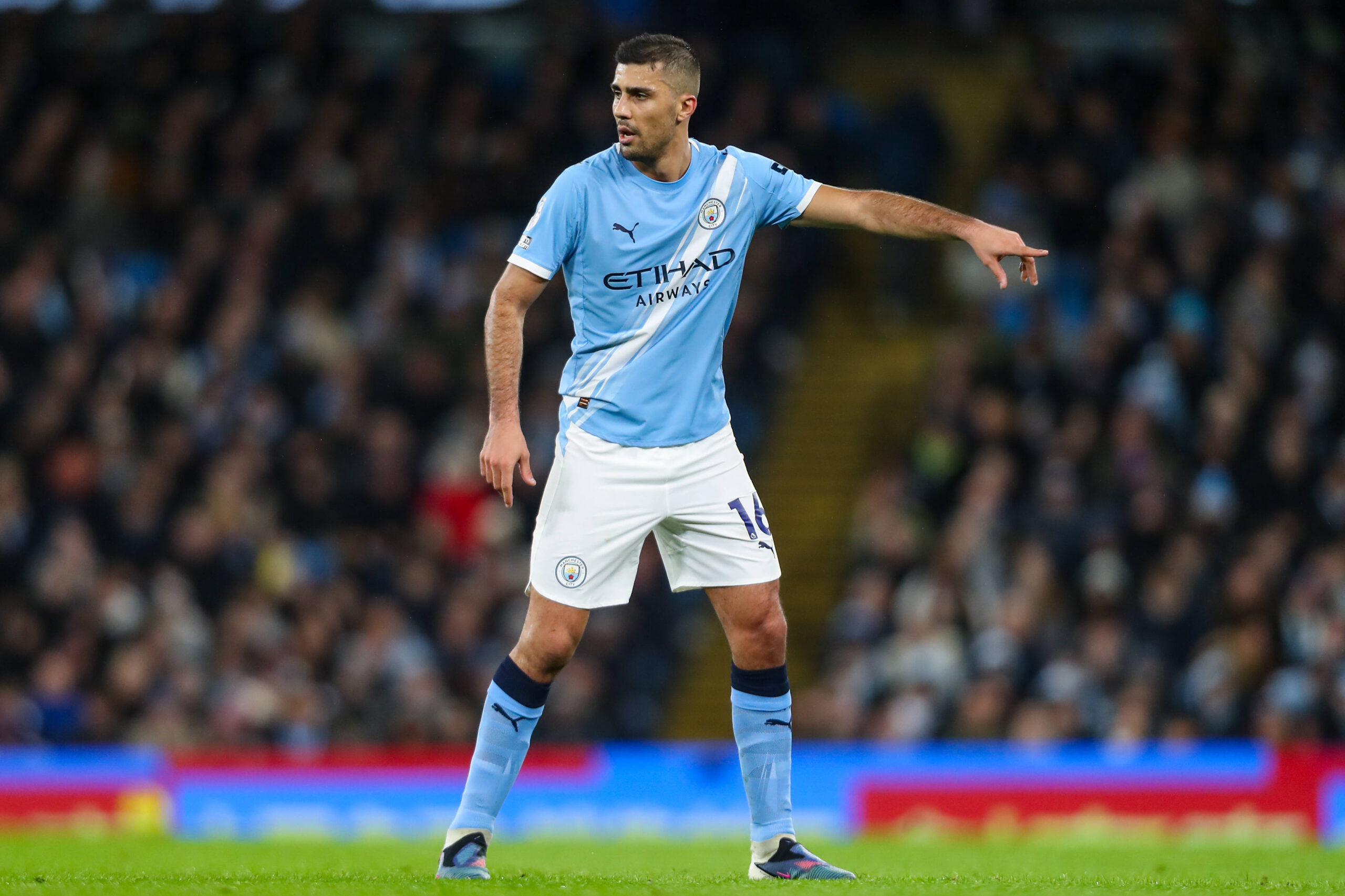 Report: New £51.4m bid made for Man City midfielder