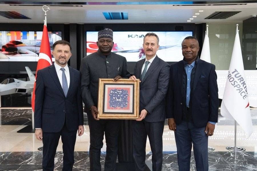 Nigerian Defence Chiefs Tour ASELSAN Facilities During Tinubu's State Visit to Türkiye