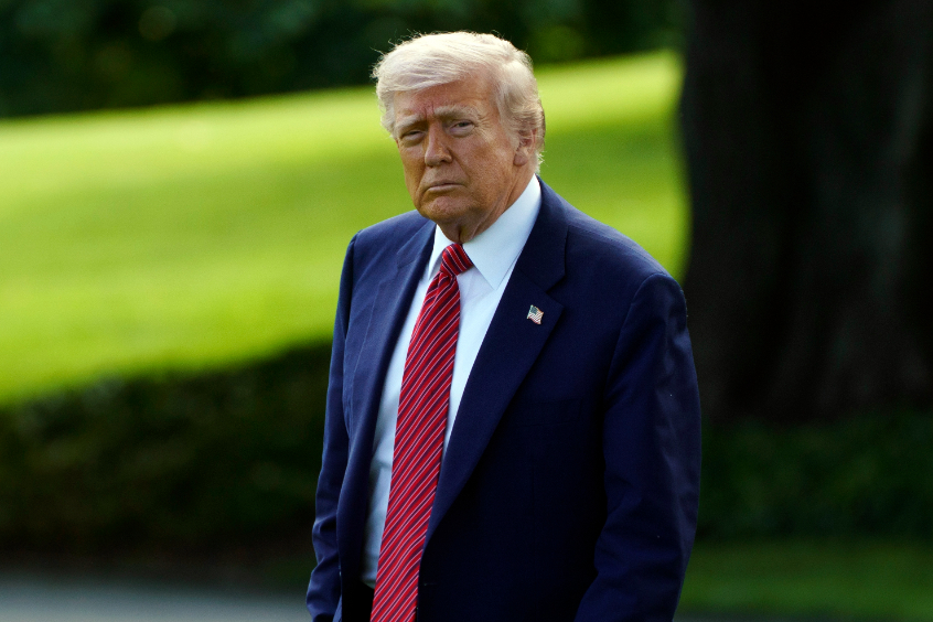 Trump iwissi lir-Renju Unit li perikoluż ħafna li tinnegozja maċ-Ċiniżi