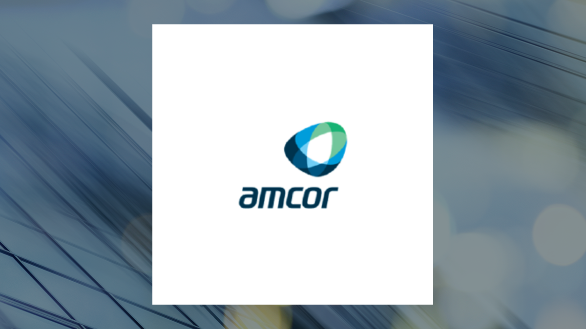 Head to Head Comparison: Amcor (NYSE:AMCR) and Intertape Polymer Group (OTCMKTS:ITPOF)