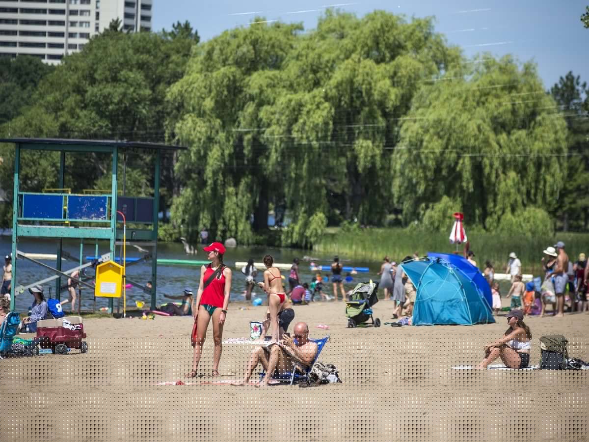 Ottawa is blessed to be a swimmer's paradise. Don't count Mooney's Bay out | Letters to the Editor