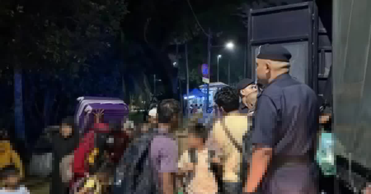 113 refugees moved from KL police HQ to 3 states
