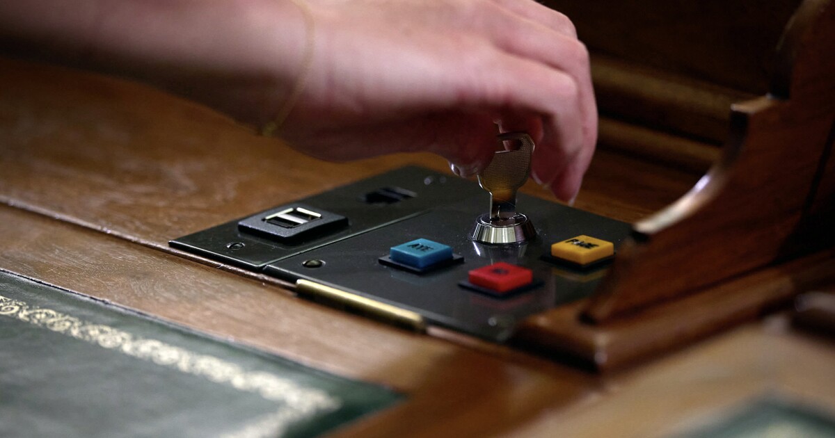 California lawmakers keep dodging tough bills by not voting. Here are the worst offenders