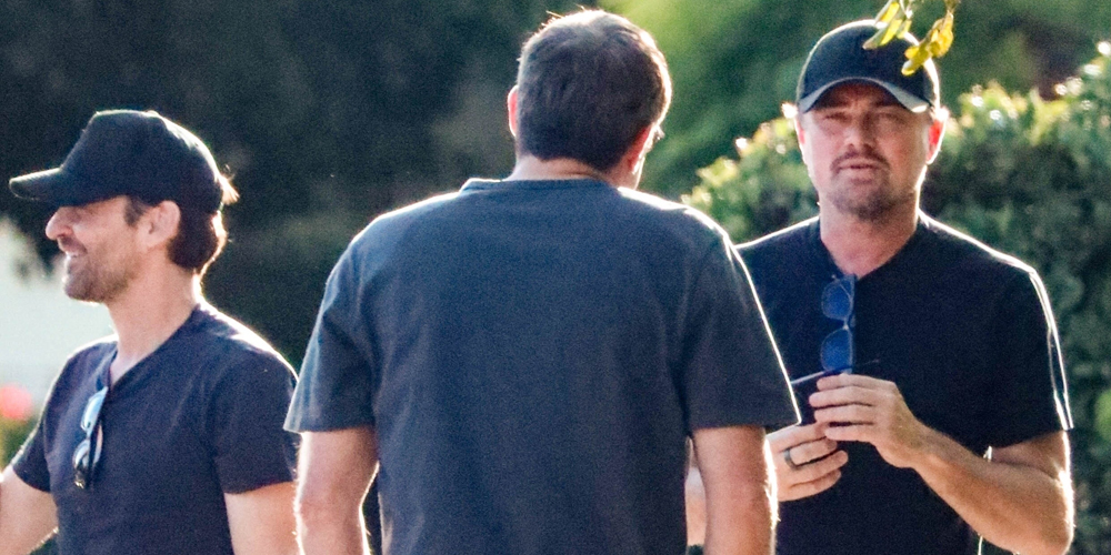 Leonardo DiCaprio & Tobey Maguire Hang Out, Enjoy Downtime in Venice Beach