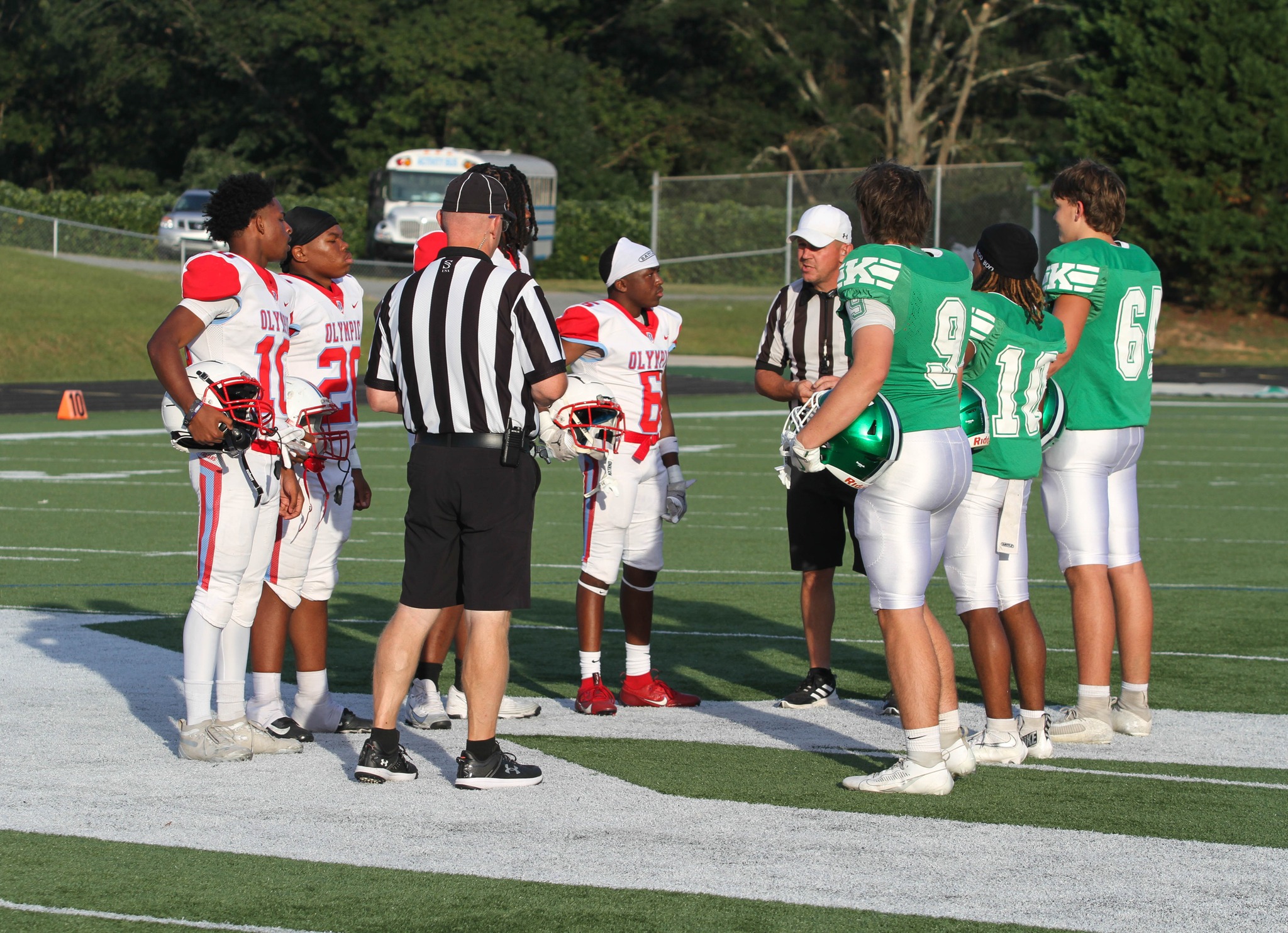 High school football: JV wins for South, East, North, Wonders