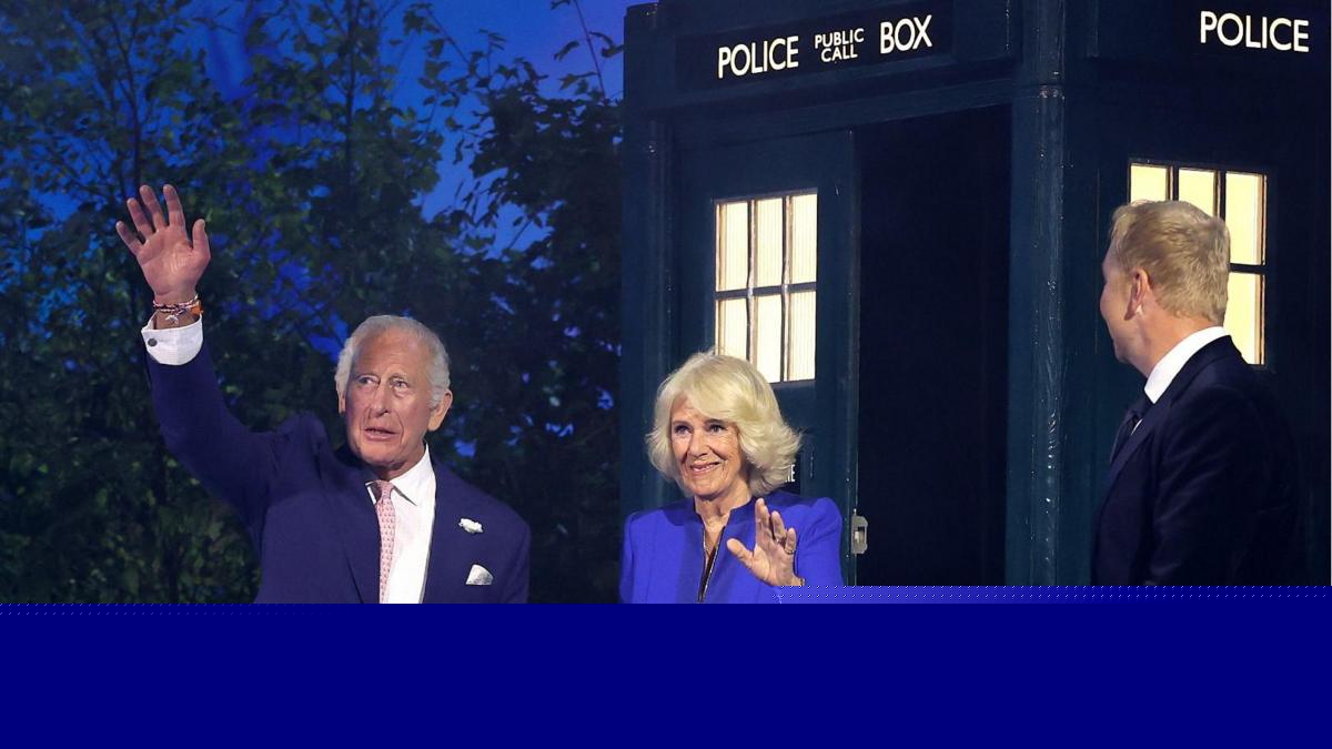 King's Tardis entrance as Commonwealth Games begin
