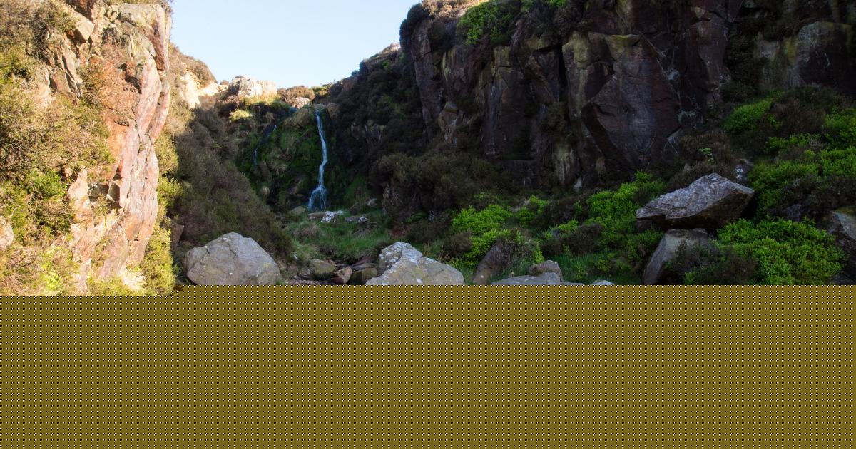 Waterfall walk near Bradford with dinosaur hunt perfect for free day out with kids