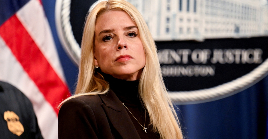 Trump Promised a ‘More Relaxed’ Minnesota Approach—Bondi Scorched for Doing the Opposite