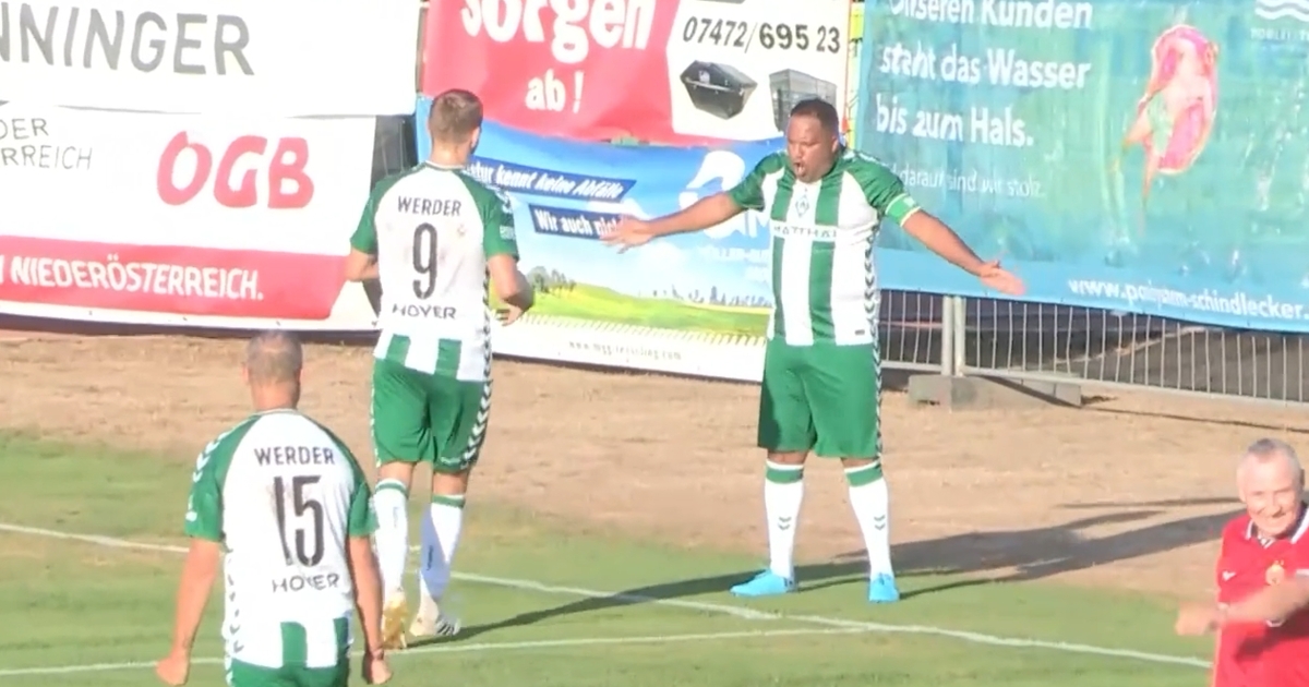Legenden trumpfen auf - 3:2 – „Kugelblitz“ Ailton schießt Werder zum Sieg!