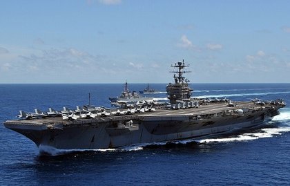 Trump issues fresh warning as USS Abraham Lincoln nears Iran