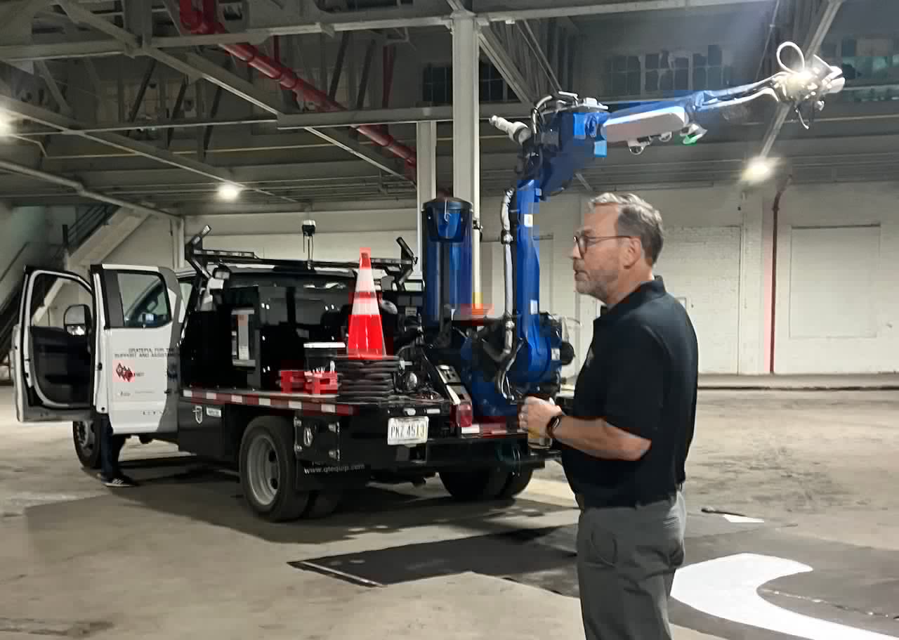 How a CWRU prof and a local mechanic created a robotic road painting system