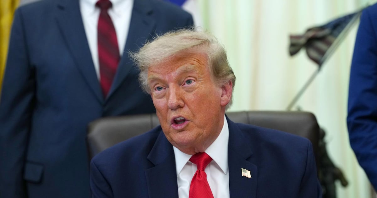Donald Trump dice que se sentiría decepcionado si China arma a Irán: ‘Sí que sería sorprendente’