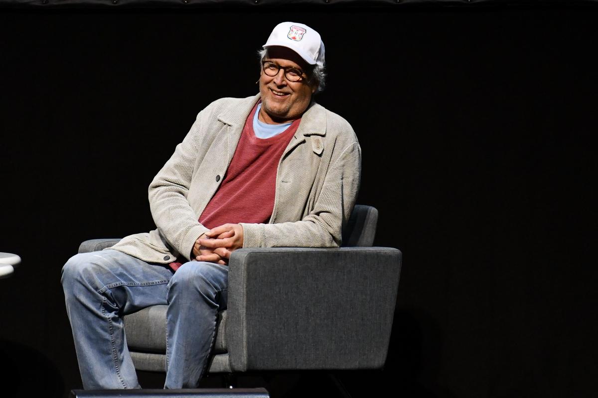 Chevy Chase Bringing ‘Christmas Vacation’ Stories To Duluth This November