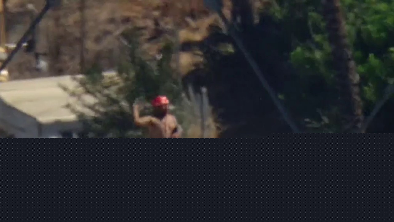 Man arrested after climbing arch on 6th Street Bridge