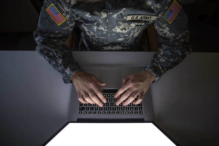 Army’s social media exit could hurt small contractors