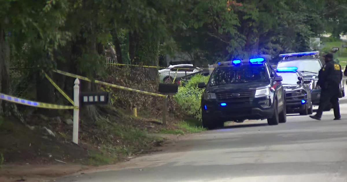 84-year-old woman injured in southeast Atlanta double shooting