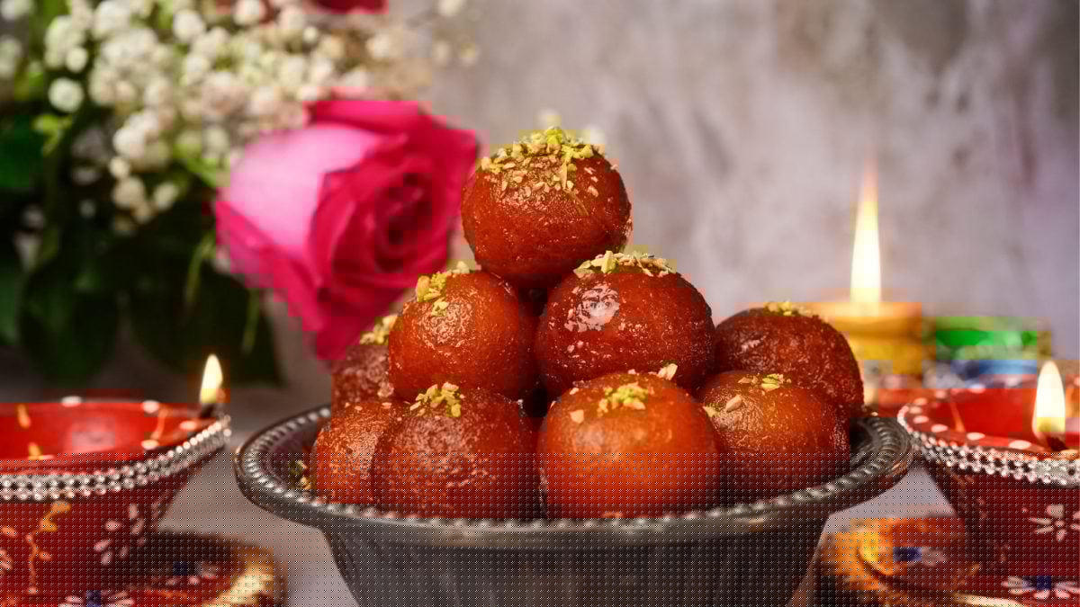 How To Enjoy Gulab Jamun This Navratri And Still Stay Fit