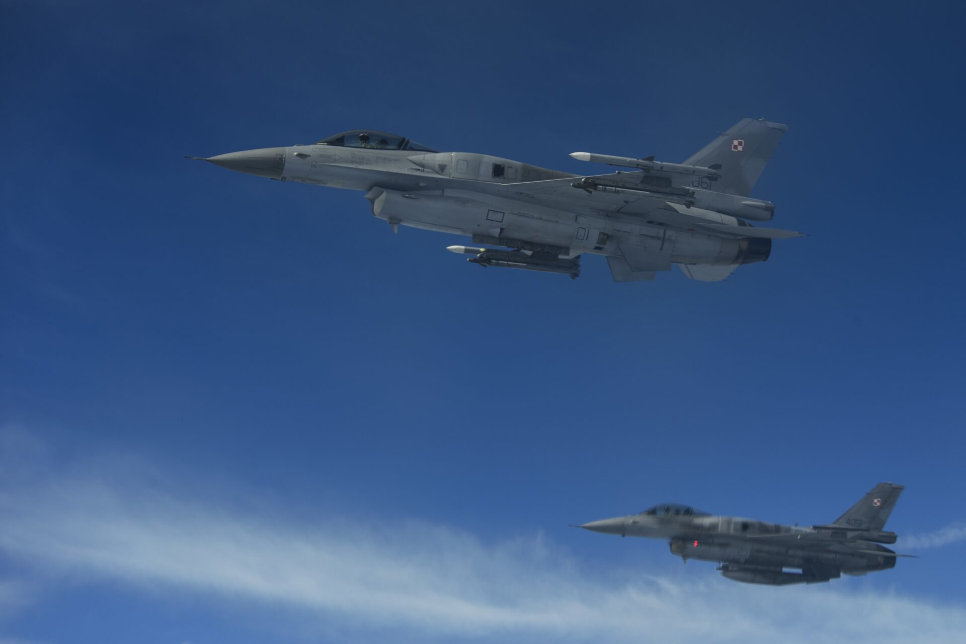 Poland scrambles F-16 after unidentified object crashes in Lublin region