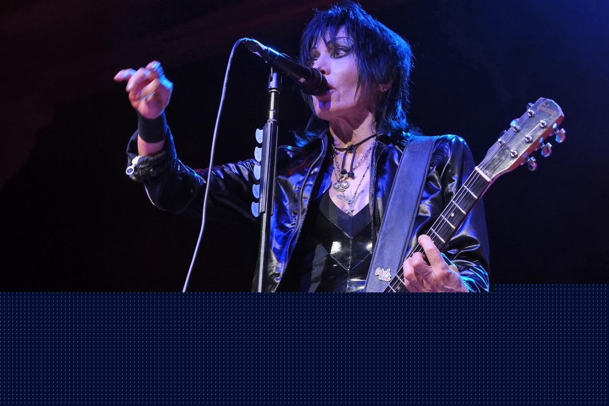 Joan Jett Cancels Upcoming  2026 Concerts Due to Injury