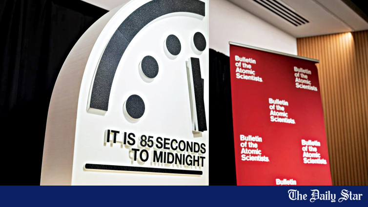 <a href="https://www.thedailystar.net/news/world/usa/news/doomsday-clock-moves-closer-midnight-4093021" hreflang="en">Doomsday Clock moves closer to midnight</a>
