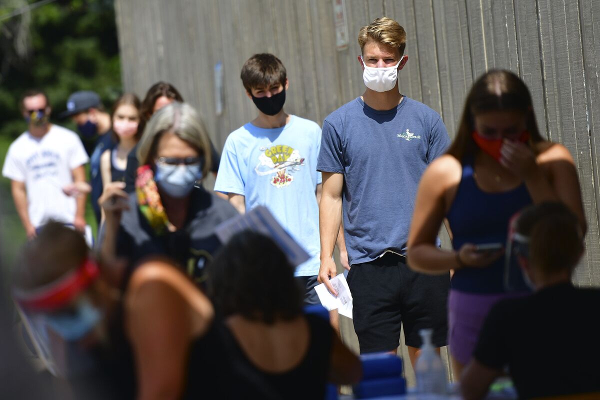 Raging Campus Outbreaks Send Students Home Across the U.S.