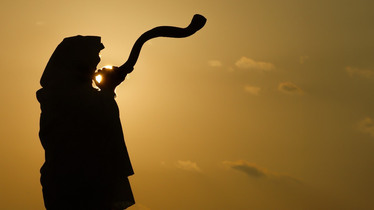 Rabbi YY Jacobson's Moving Yom Kippur Message