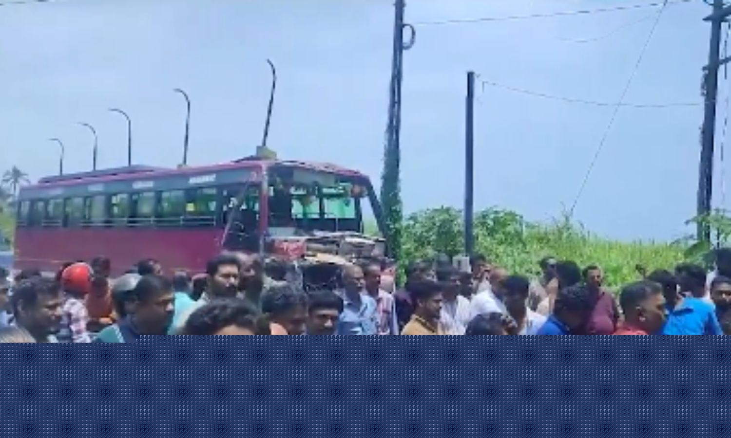 Around 40 Injured As Two Private Buses Collide in Kerala’s New Mahe