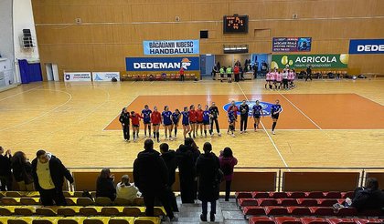 Handbal feminin/ Divizia A: Știința pierde, dar salvează o repriză