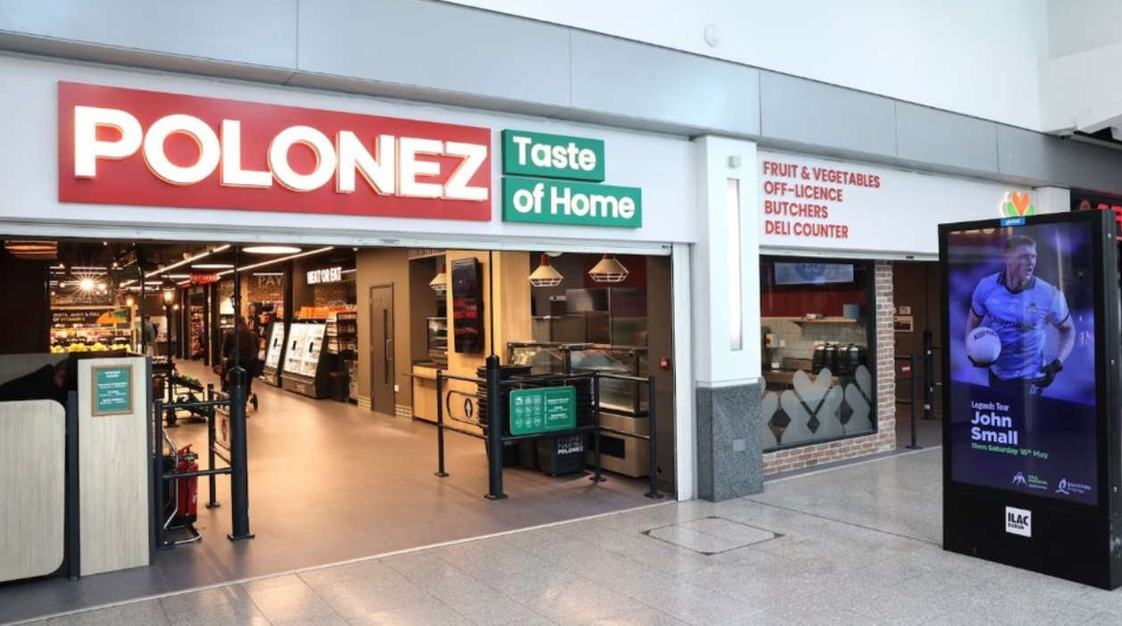 Moldoveanul Rezmeriță a împânzit Irlanda cu magazinele „Polonez”, cu produse din Europa de Est, inclusiv din România