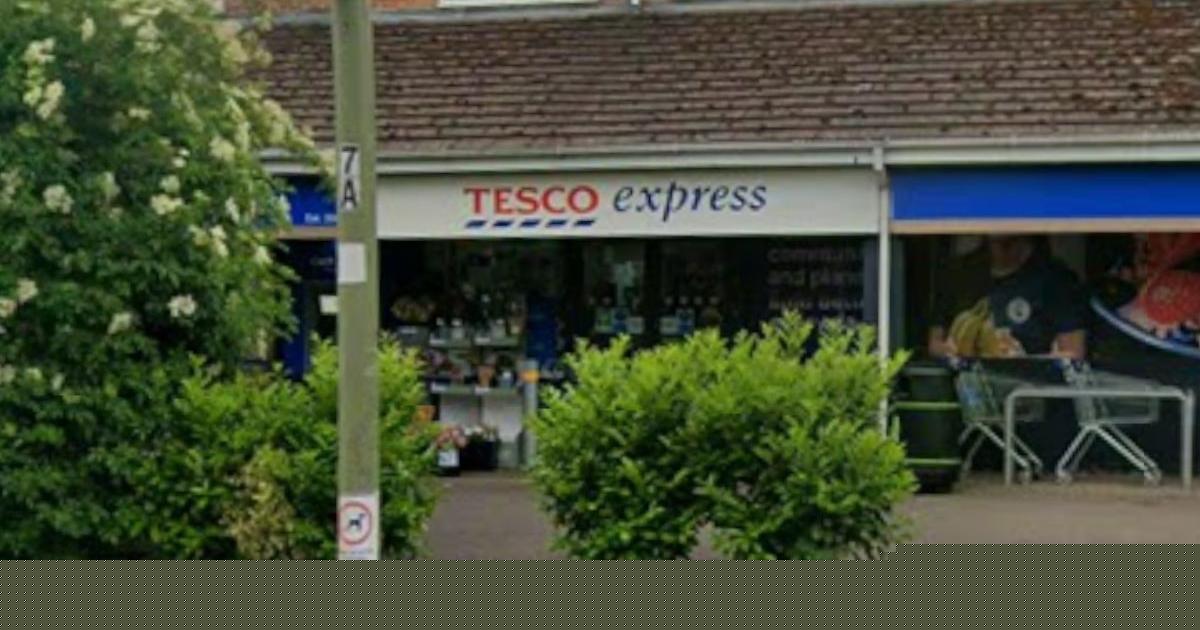 Man charged with fleeing police custody and shoplifting from Tesco and M&S