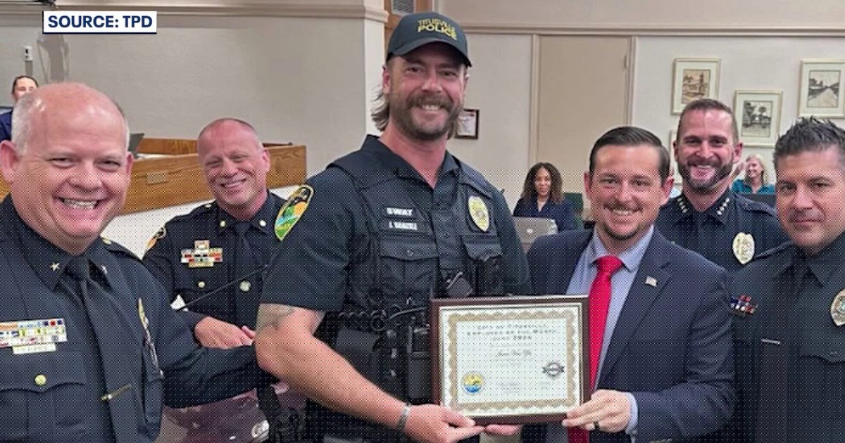 Titusville police officer rescues family stuck in Indian River Lagoon during dangerous storm
