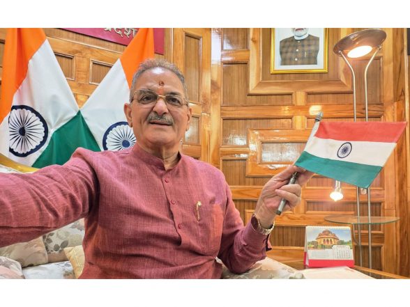 India News | Himachal Governor Urges People to Enthusiastically Participate in the 'Har Ghar Tiranga' Campaign