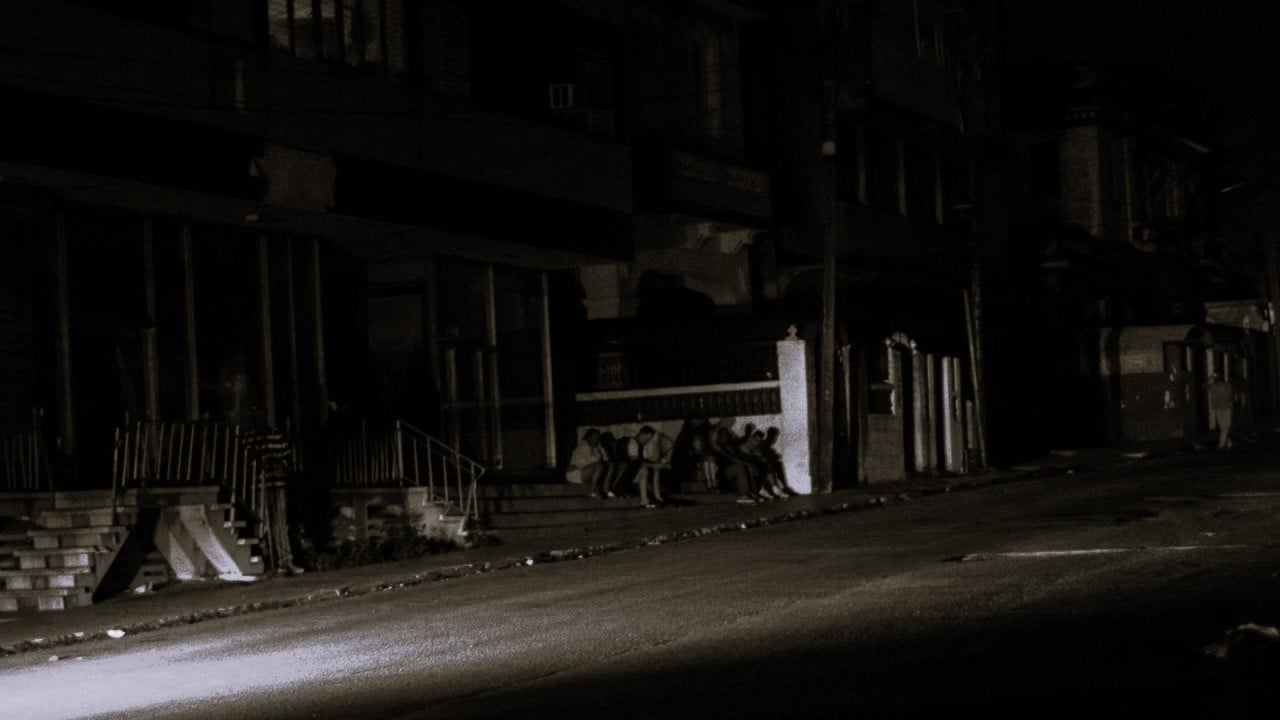 Los cubanos no ven la luz, aunque el sistema eléctrico está interconectado de Pinar del Río a Holguín