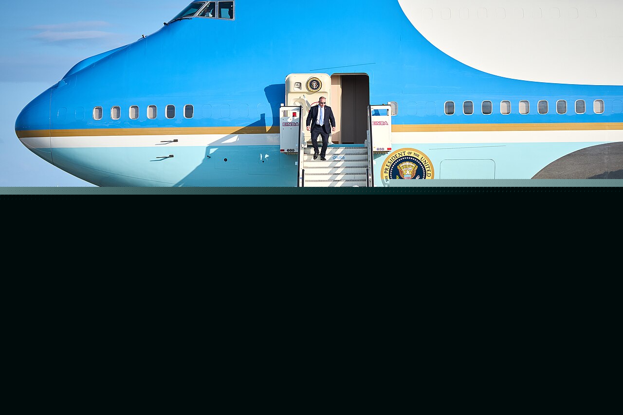 Trump Reveals Secret Plane Switch Amid Iran Assassination Threat