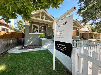 Long-term mortgage rate inches up, but holds near lowest point in more than 3 years