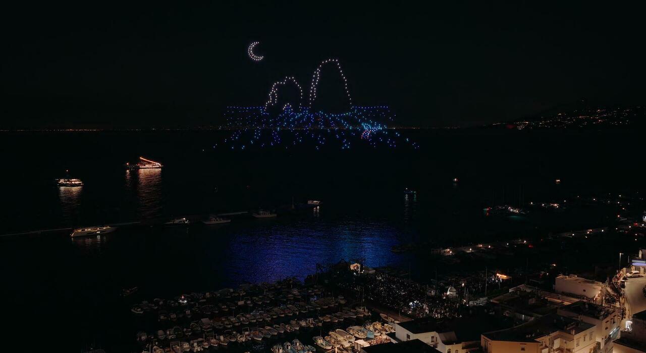 San Lorenzo, drone show con la stella Di Capri