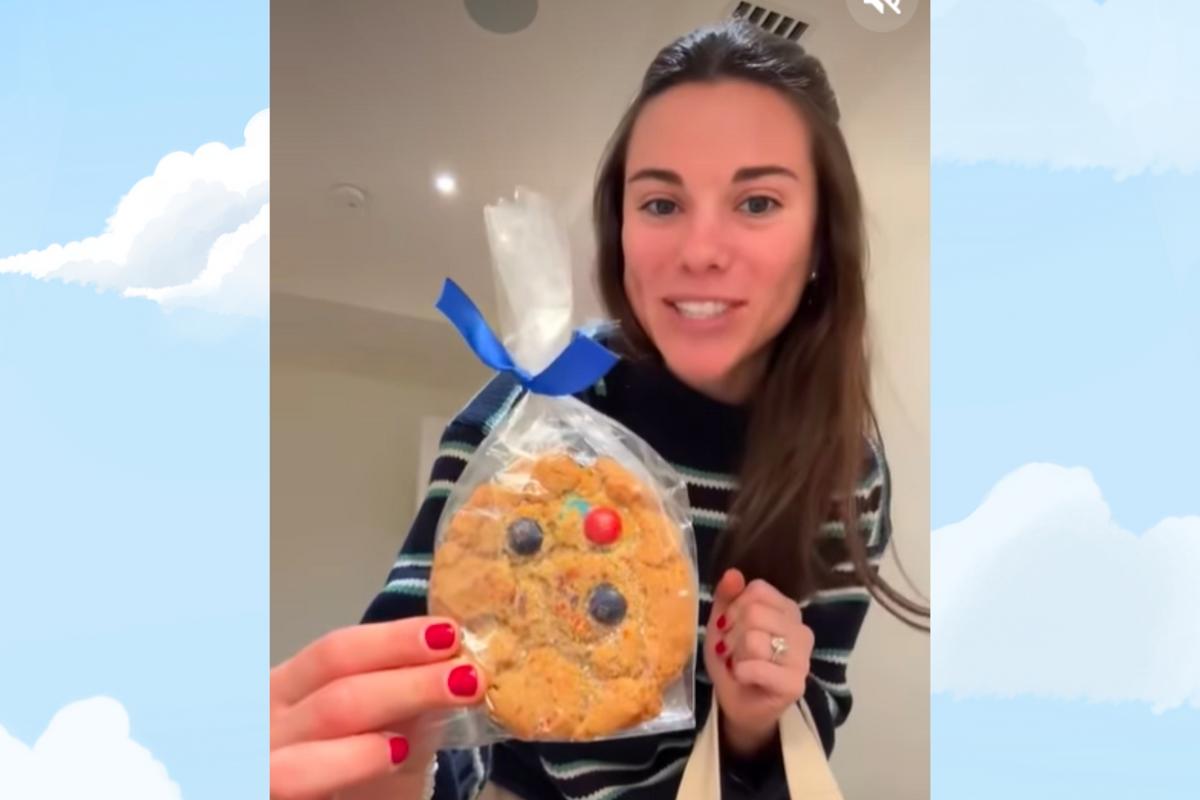 Patriots Game Day Cookies Served on JetBlue Flights to Denver