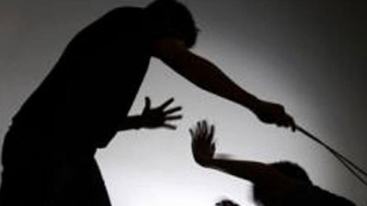 Eks Anggota DPRD Belum Ditahan Usai Pukul Tukang Pakai Batu
