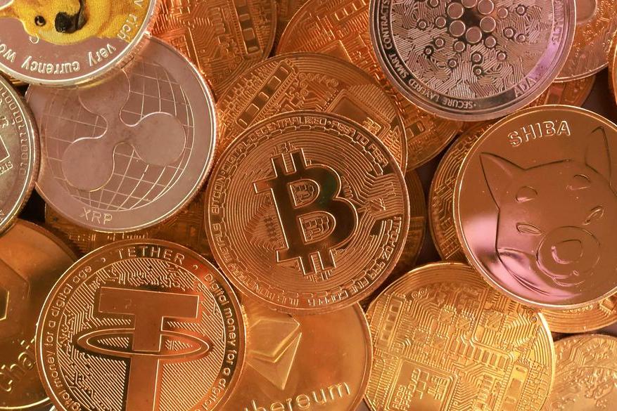 EU risk watchdog calls for urgent safeguards on stablecoins