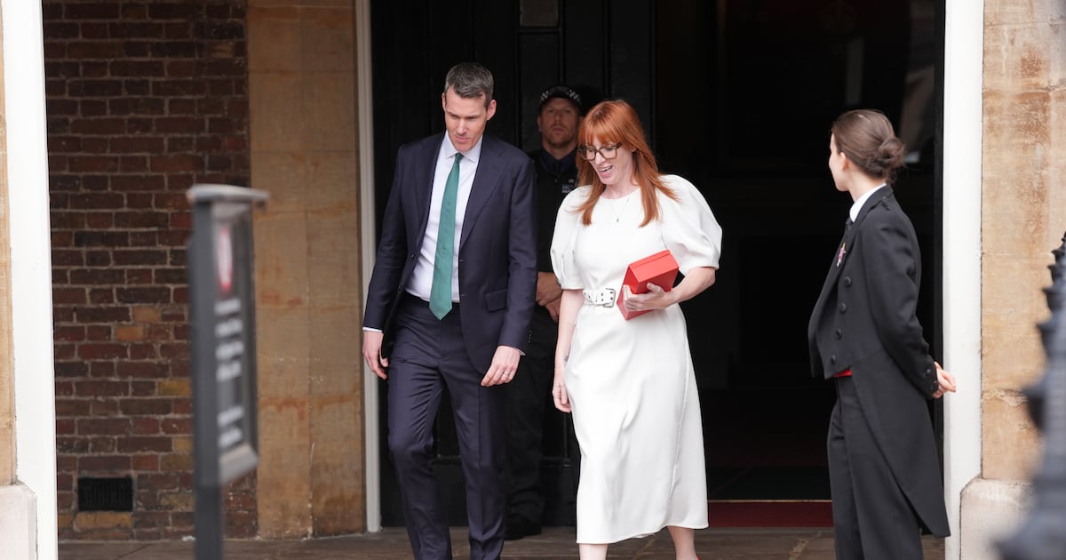 Rayner defends accepting £17k severance payment after return to Government