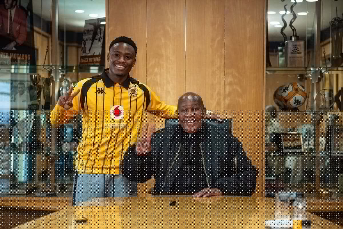 BREAKING: Kaizer Chiefs announce fifth signing of the window