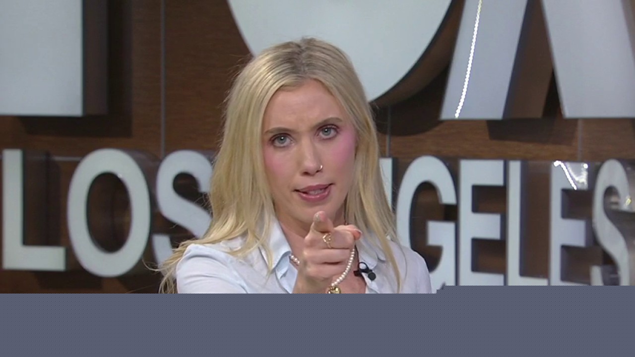 Laura Clery visits GDLA+