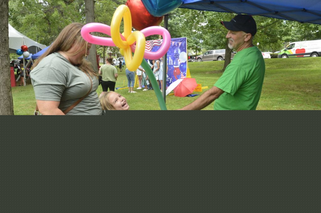 Waiting for rain: Crowds enjoy annual Rain Day festival in Waynesburg