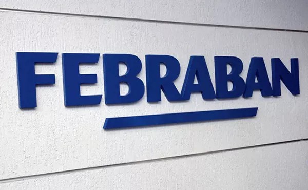 Febraban diz que ajustes no Desenrola Adimplentes podem ampliar a participação de bancos. Prazo é maior desafio, aponta
